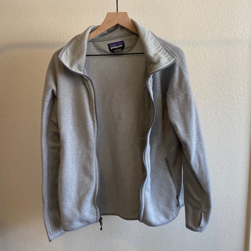 Zip up Patagonia sweatshirt